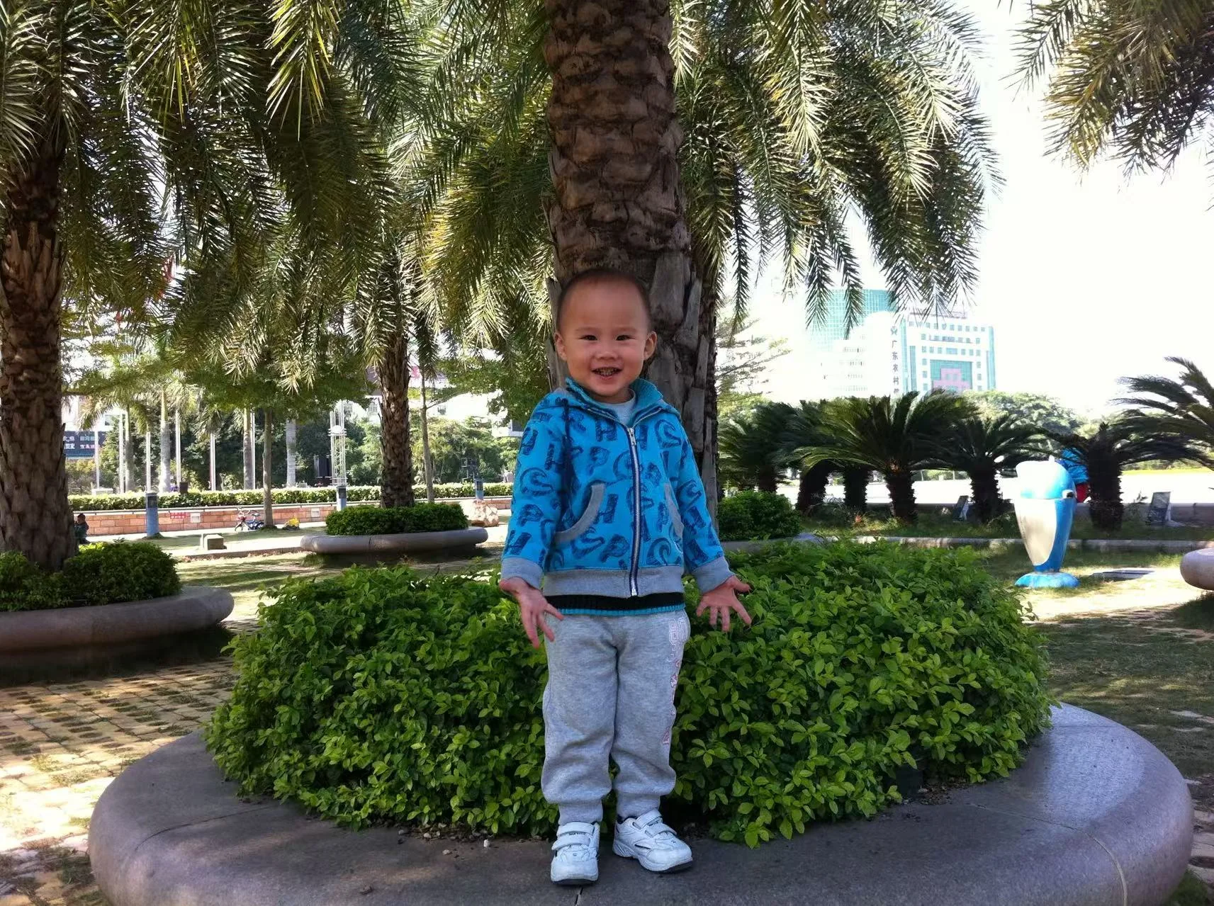 Young Kent outdoors